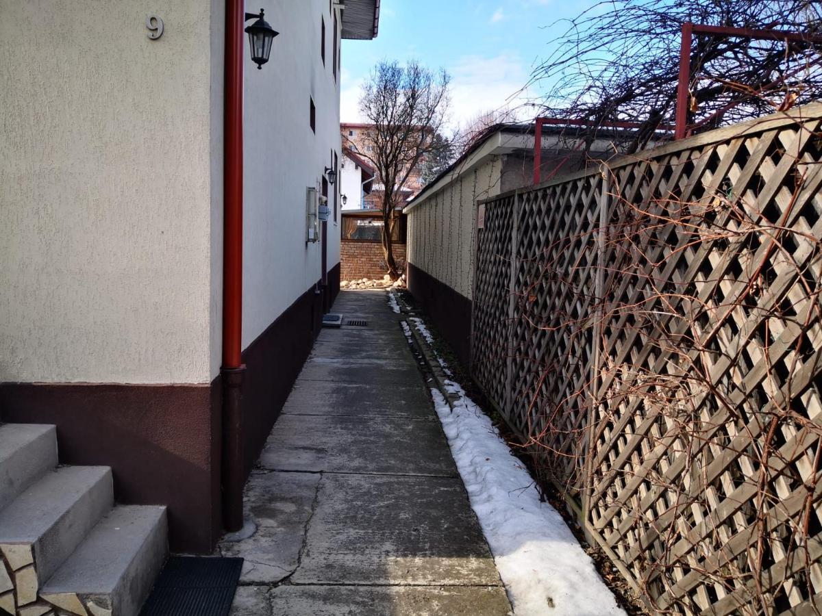 Apartament Aretta ブラショフ エクステリア 写真